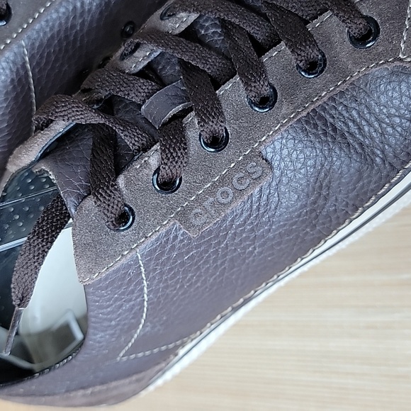 CROCS Low Top Hover Converse Style Sneakers Shoes Leather - Picture 7 of 10